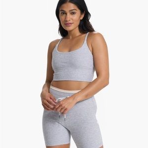 Vuori Long line elevation bra in light heather grey